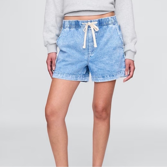 Women's Gap Denim Shorts with drawstring - Picture 2 of 5